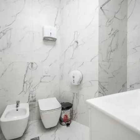 Miku Apartment-incredible City View 2bd At Myslym Shyri