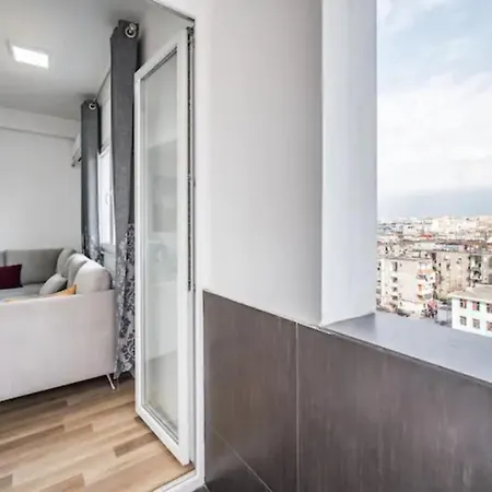Miku Apartment-incredible City View 2bd At Myslym Shyri Apartman Tirana